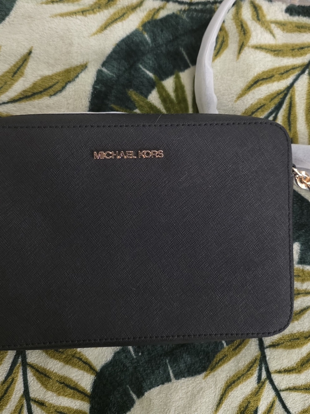 MICHAEL KORS Black Crossbody with Gold Logo Hardware